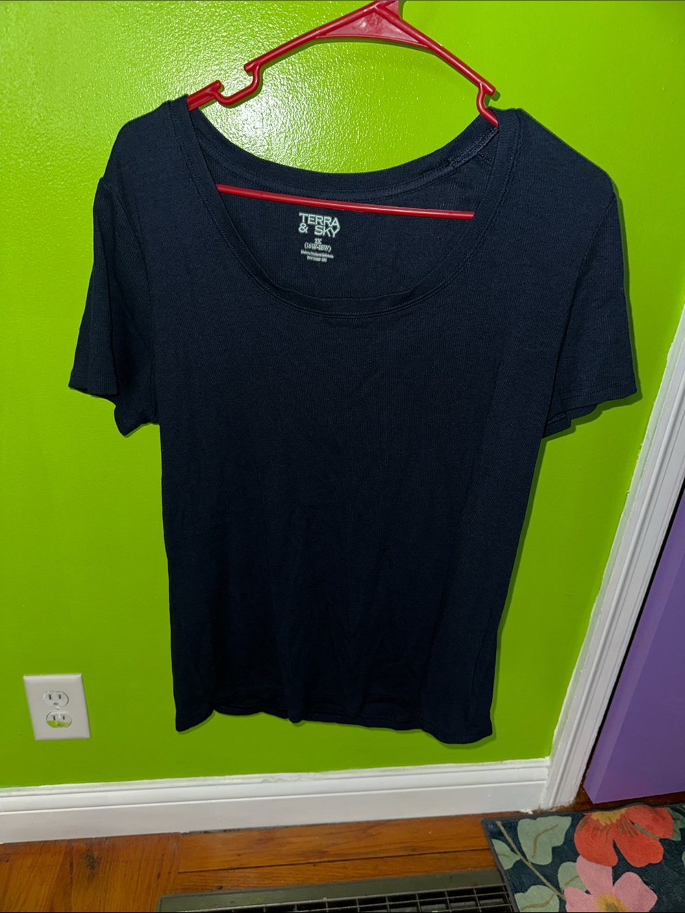 Terra & Sky Dark Navy Scoop Neck Short Sleeve Tee